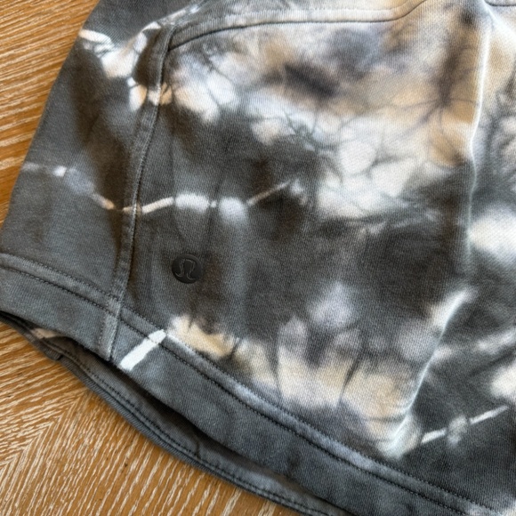 Lululemon Inner Glow Short 3" *Earth Dye
Earth Dye Stone - Picture 5 of 8